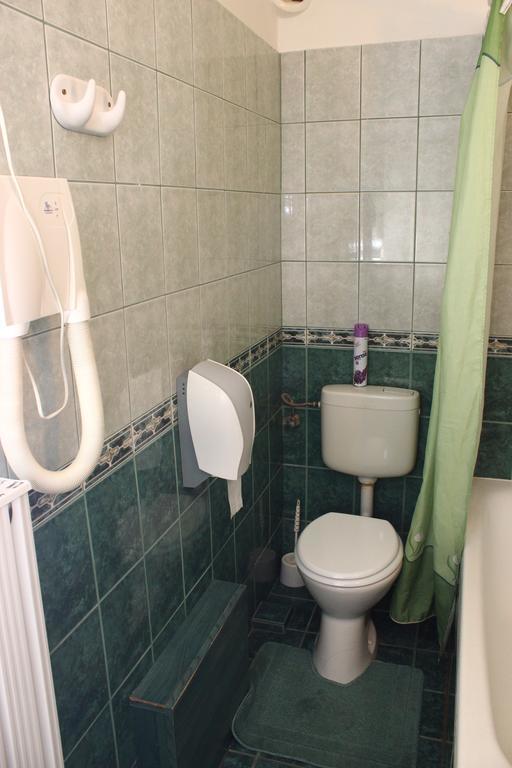 Bed and Breakfast Kalman Panzio Segedyn Zewnętrze zdjęcie