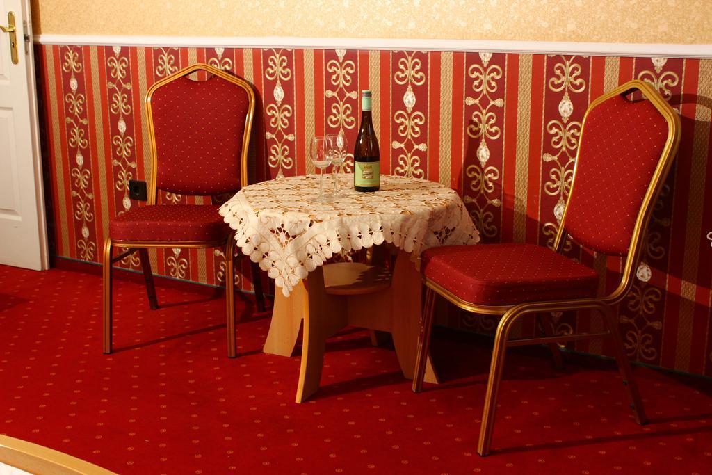 Bed and Breakfast Kalman Panzio Segedyn Zewnętrze zdjęcie